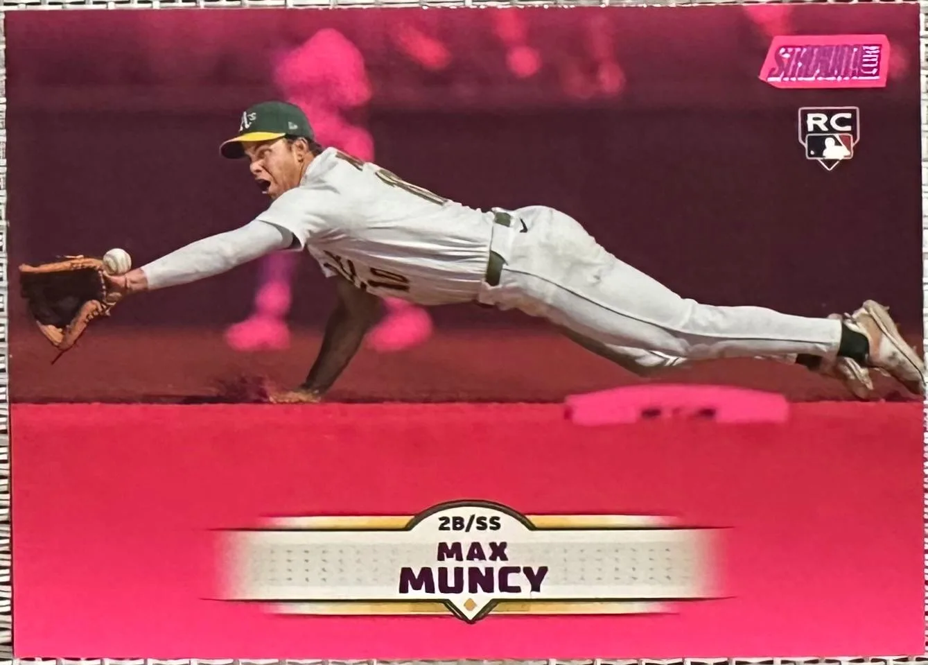 Max Muncy #28