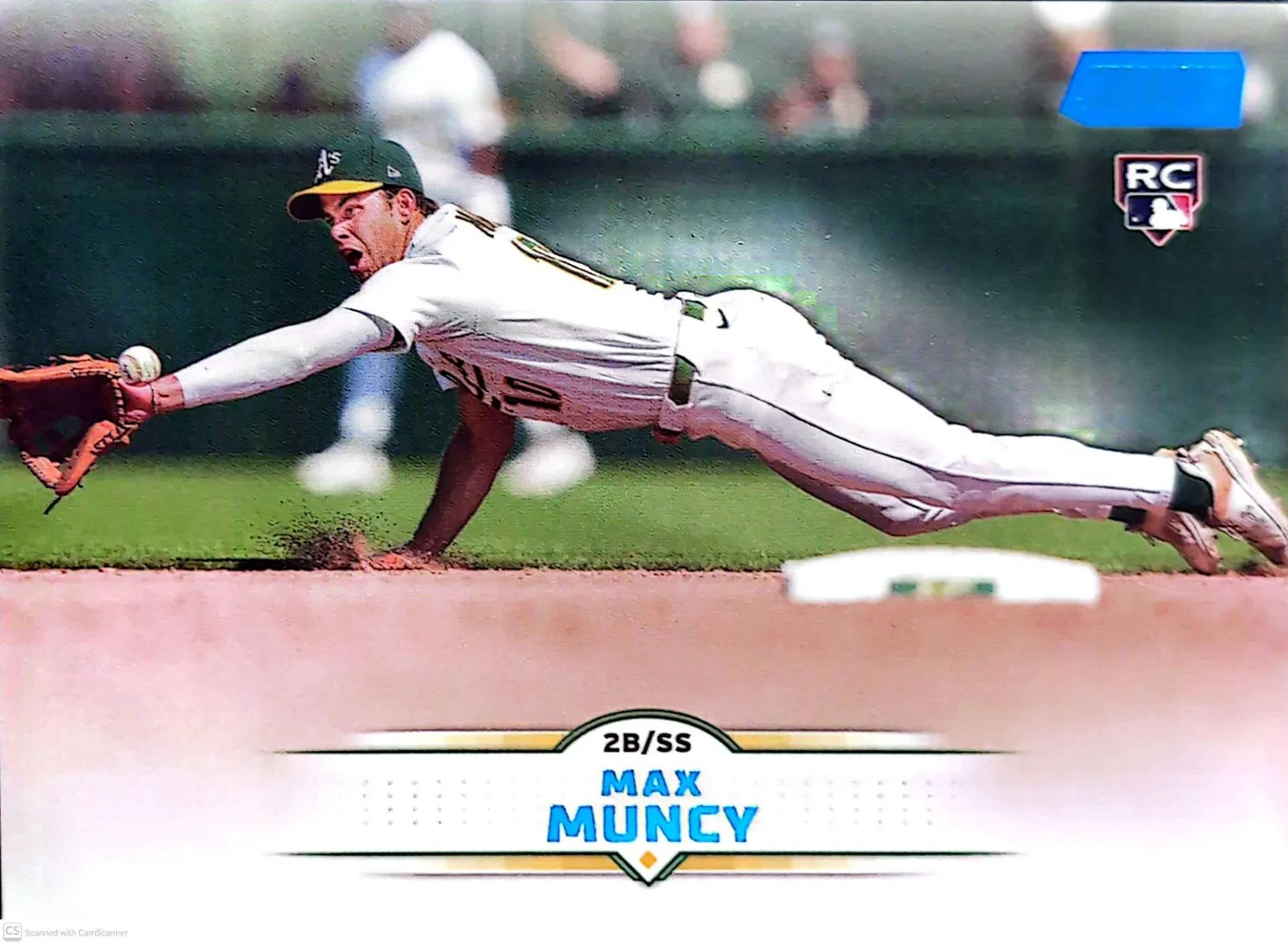Max Muncy #28
