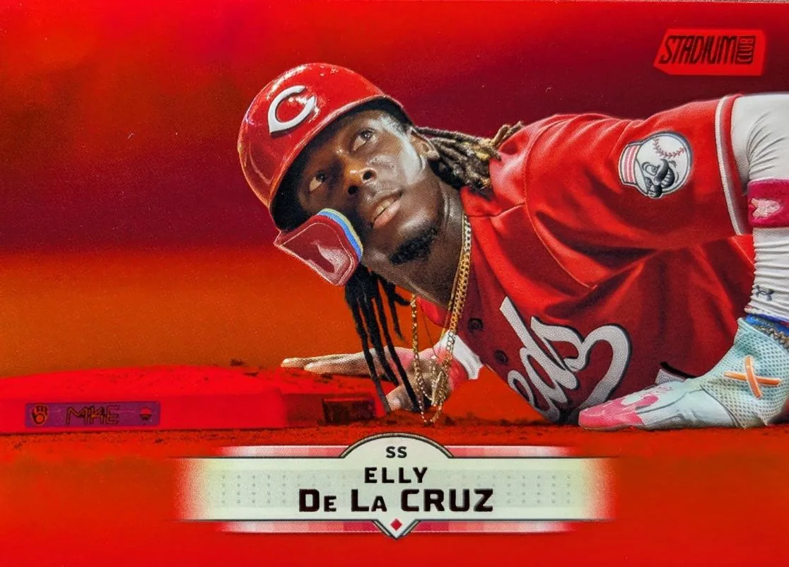 Elly De La Cruz #16